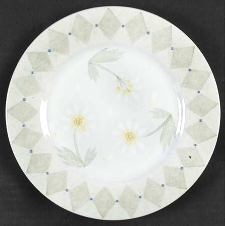 Loves Me Salad Plate