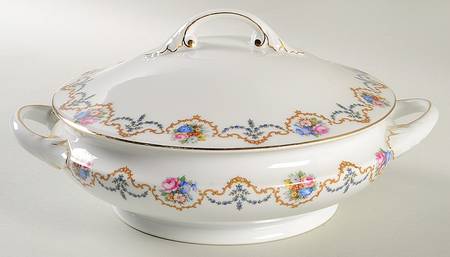 Mayfair Round Covered Vegetable