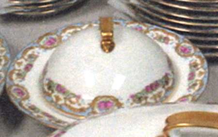 BWD226 Round Covered Butter
