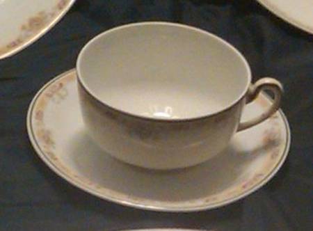 BWD235 Flat Cup & Saucer Set