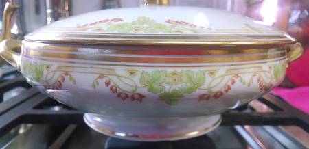 BWD242 Round Covered Vegetable