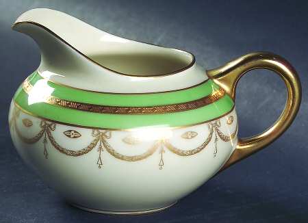 BLK67 Creamer