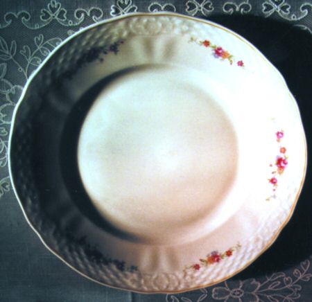 BAV74 Dinner Plate