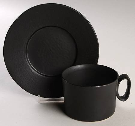 Black Velvet Flat Cup & Saucer Set