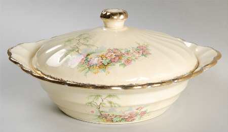 Breath O' Spring Round Covered Vegetable