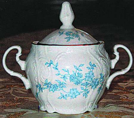 Symphony Sugar Bowl & Lid