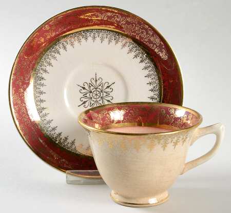 Treasure O'Gold Footed Cup & Saucer Set