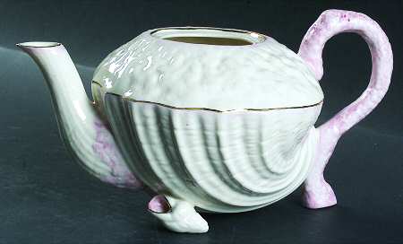 Neptune Pink (Gold Trim) Teapot No Lid