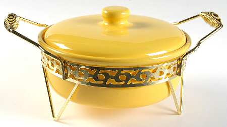 Monterey Yellow (Bright) 1.50 Quart Round Covered Casserole w/Metal Stand
