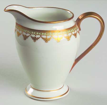 BWD274 Creamer