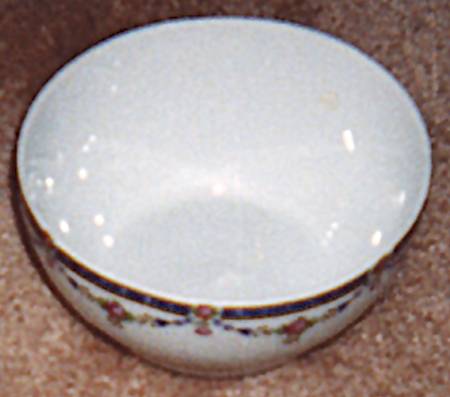 BAV112 Cranberry Bowl