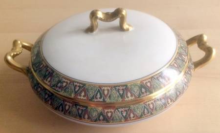 BER226 Round Covered Vegetable