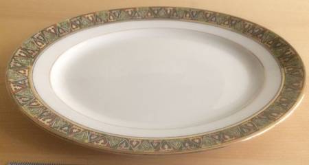BER226 9" Oval Serving Platter