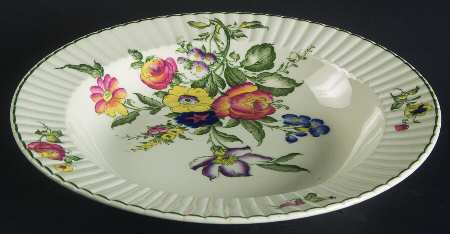 Old Country Sprays (Ribbed) Rim Soup Bowl