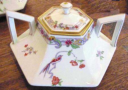 BER233 Sugar Bowl & Lid