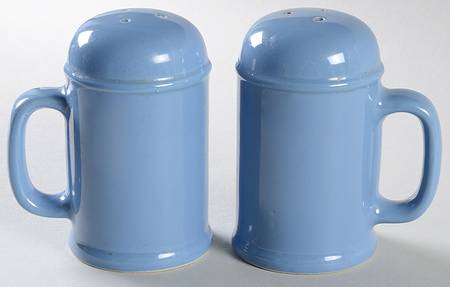 BHS5 Handled Salt & Pepper Set