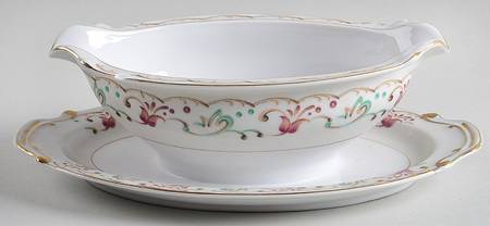 Continental Gravy Boat with Attached Underplate