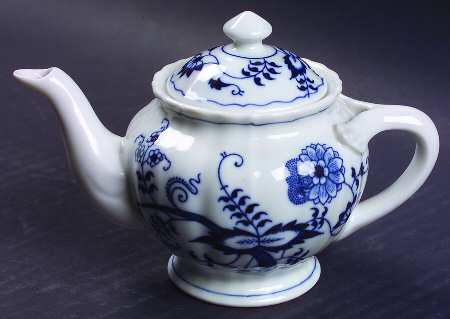 Blue Danube (2001 Anniversary Stamp) Mini Teapot & Lid