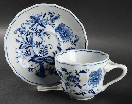 Blue Danube (2001 Anniversary Stamp) Flat Cup & Saucer Set