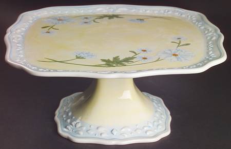 Daisy Chain 12" Diameter Pedestal Cake Stand