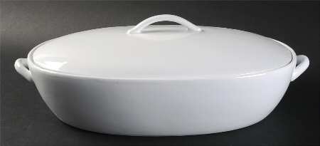 Zen 2 Quart Oval Covered Casserole