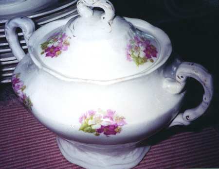 BSS46 Sugar Bowl & Lid