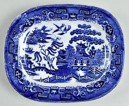 Blue Willow 9" Oval Serving Platter