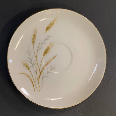 Golden Wheat Saucer