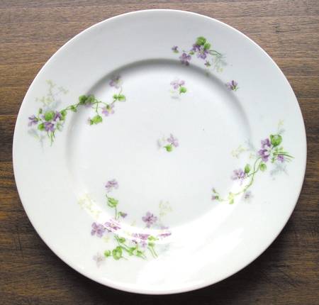 BER261 Salad Plate