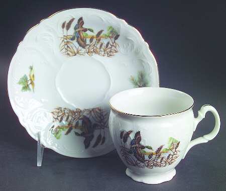 THU560 Footed Cup & Saucer Set