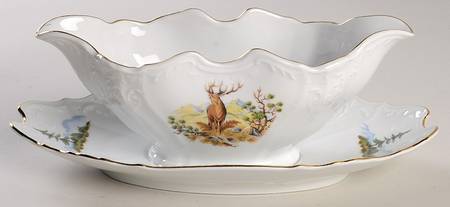 THU560 Gravy Boat with Attached Underplate