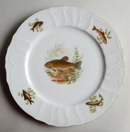 THU562 Dinner Plate