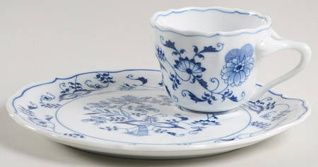 Blue Danube (New 2002 Production) Snack Plate & Cup Set
