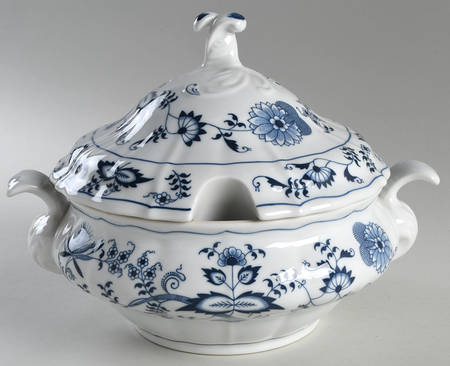 Blue Danube (New 2002 Production) Tureen &  Lid