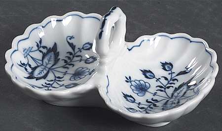 Blue Danube (New 2002 Production) Open Salt & Pepper Server by Blue Danube (Japan)