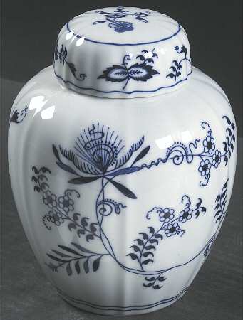 Blue Danube (New 2002 Production) Medium Ginger Jar & Lid