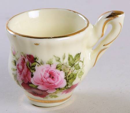 Victorian Rose Miniature Cup Only