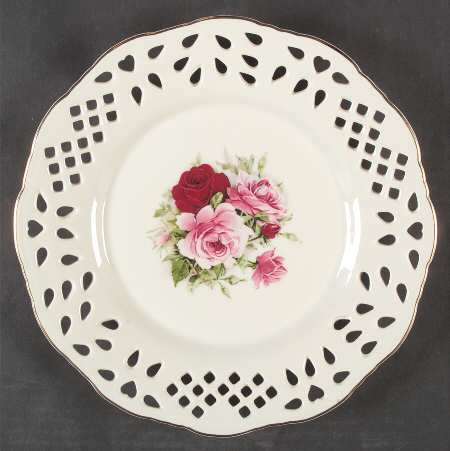 Victorian Rose Pierced Edge Dinner Plate