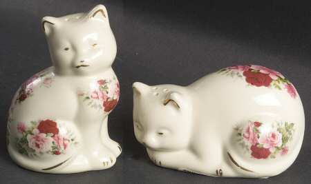 Victorian Rose Figural Salt & Pepper Set