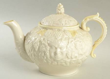 Mask (Irish) (Lustre Accent) Teapot & Lid