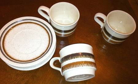 BIL12 Flat Cup & Saucer Set
