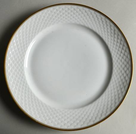 Akjaer (White Background) Dinner Plate