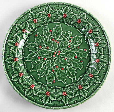 Holly (Christmas Holly) 13" Chop Plate (Round Platter) by Bordallo Pinheiro