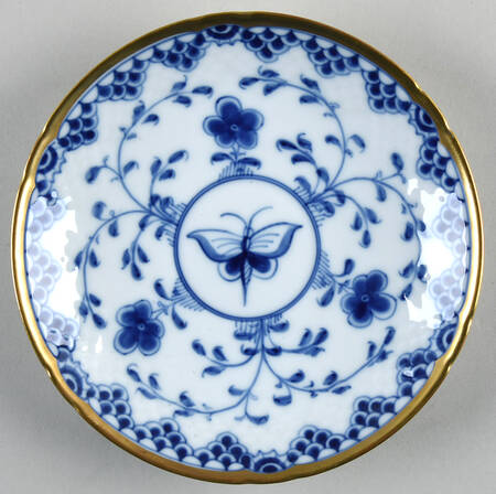 Dickens Saucer for Flat Cup