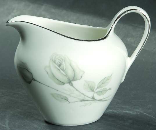 BTH114 Creamer
