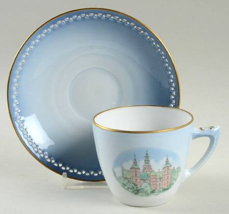 BIG36 Flat Cup & Saucer Set