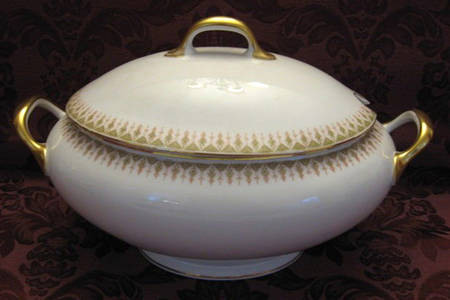 BER280 (Gold Trim) Tureen &  Lid