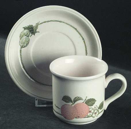 BIL16 Flat Cup & Saucer Set