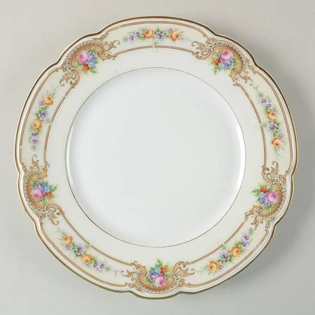 BLK94 Luncheon Plate