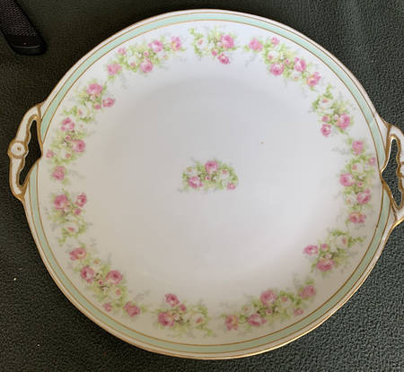 BOG54 Handled Cake Plate